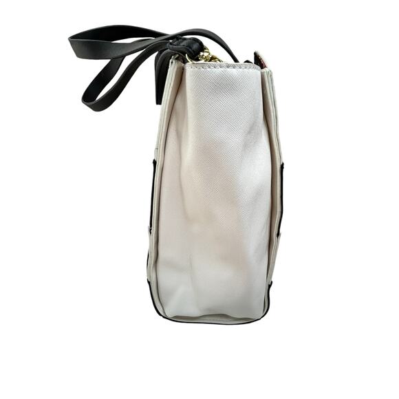 Betsey Johnson Bee Tote Bag Purse Black & White Scallop Logo Statement Handbag - Picture 9 of 16